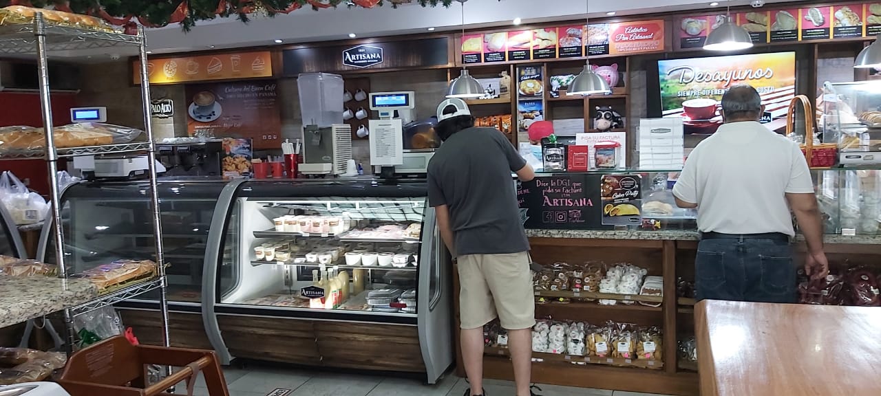 Artisana Cafe Just 3 Blocks From Spanish Panama Language School. Students Love This Hidden Neighborhood Gem., Spanish Classes In Panama | Learn Spanish Abroad | Spanish Language Immersion Programs