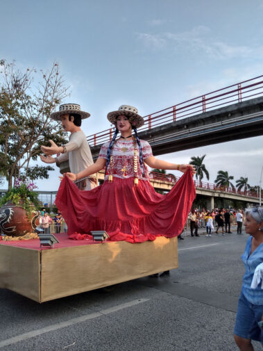 Svg+xml,%3Csvg%20xmlns%3D'http%3A%2F%2Fwww.w3, Spanish Classes In Panama | Learn Spanish Abroad | Spanish Language Immersion Programs