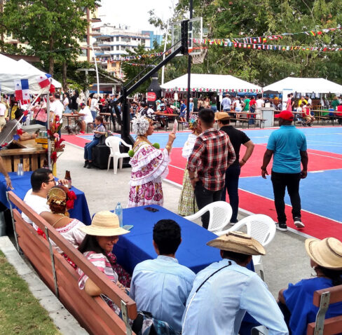 Svg+xml,%3Csvg%20xmlns%3D'http%3A%2F%2Fwww.w3, Spanish Classes In Panama | Learn Spanish Abroad | Spanish Language Immersion Programs