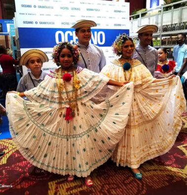 Svg+xml,%3Csvg%20xmlns%3D'http%3A%2F%2Fwww.w3, Spanish Classes In Panama | Learn Spanish Abroad | Spanish Language Immersion Programs